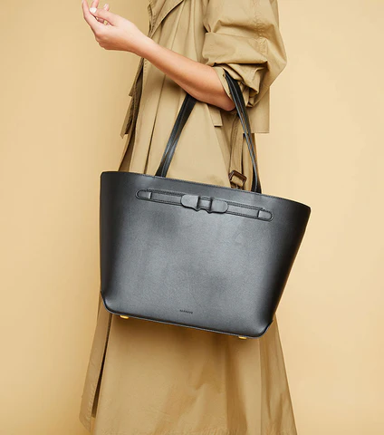 Ladies Minimal Shoulder Bag